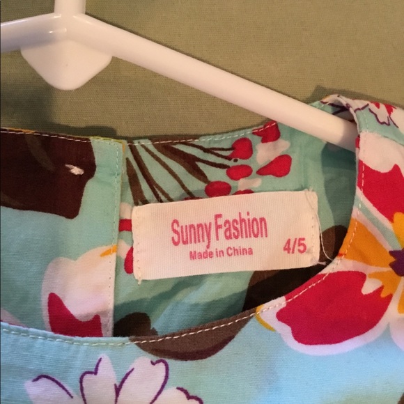 Little Girl’s sundress. EUC. Size 4/5. - Picture 3 of 3